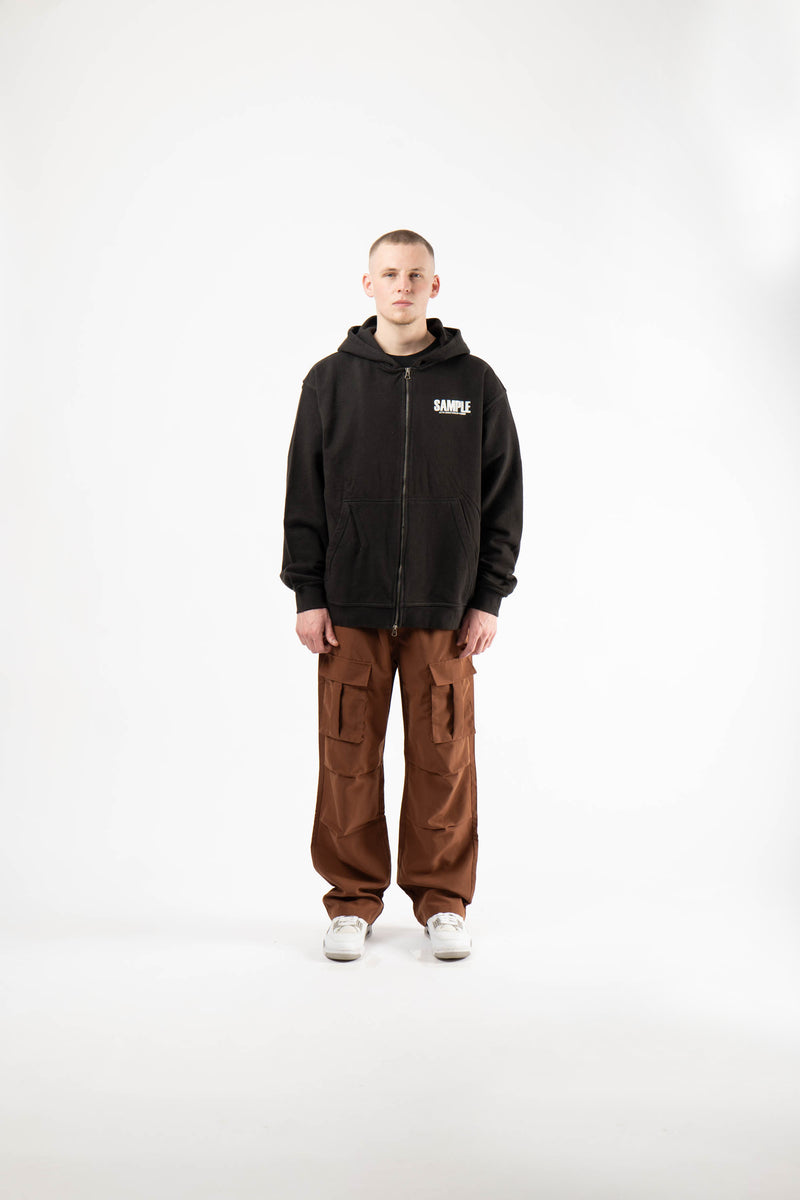 SAMPLE 005